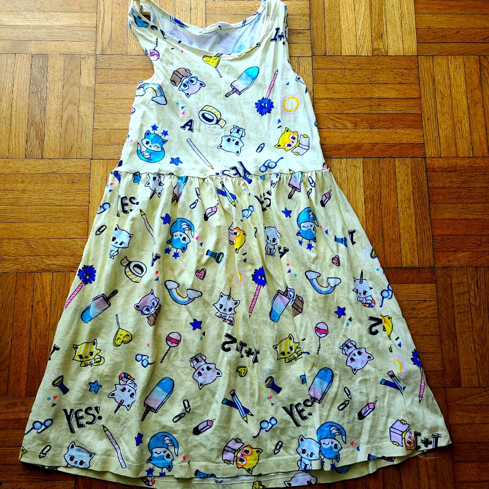 Girls dress